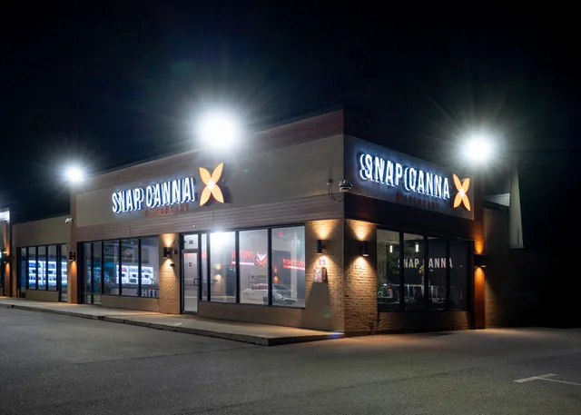 Snap Canna Dispensary - Elk Grove Village