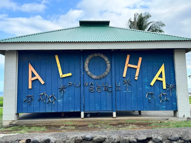 Black Sand Beach Apparel