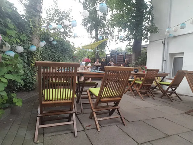 Thai & Tolerance Restaurant