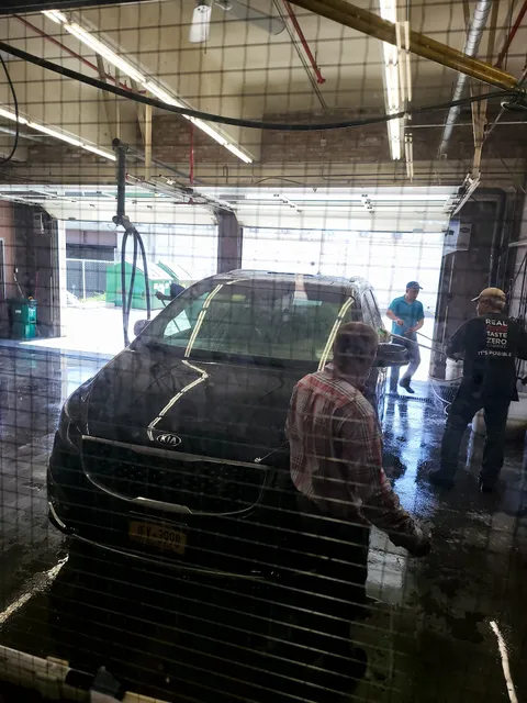 Minute Car Wash