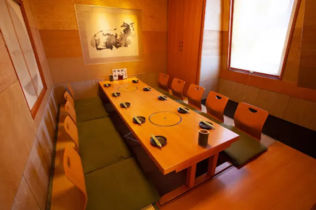 Shiritori Shōten Yokohama Nishiguchi