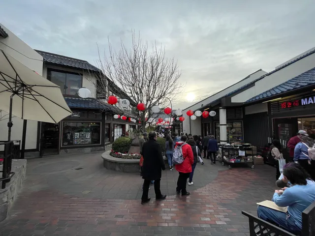 blooming art gallery