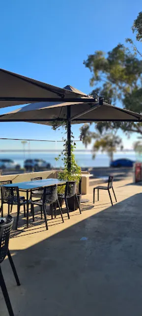 The Lakes Bakery Cafe