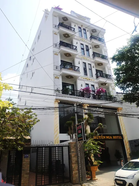 Khách sạn Huyền Nga