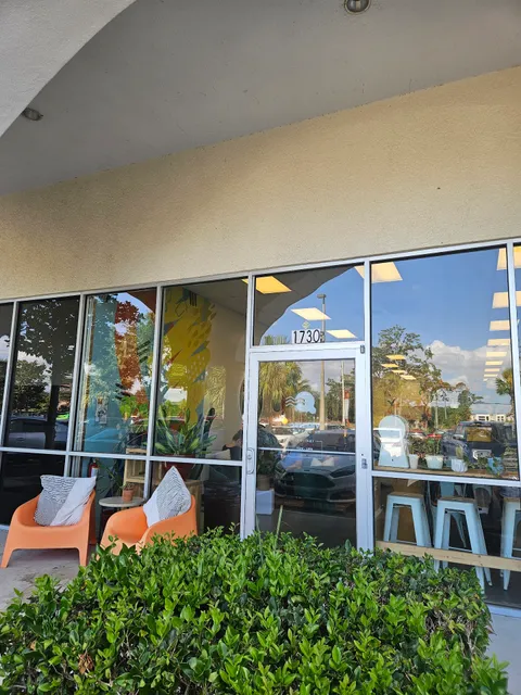 Rinehart Towers Shopping Center