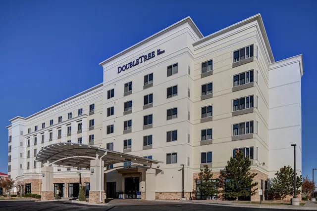 DoubleTree by Hilton Denver International Airport