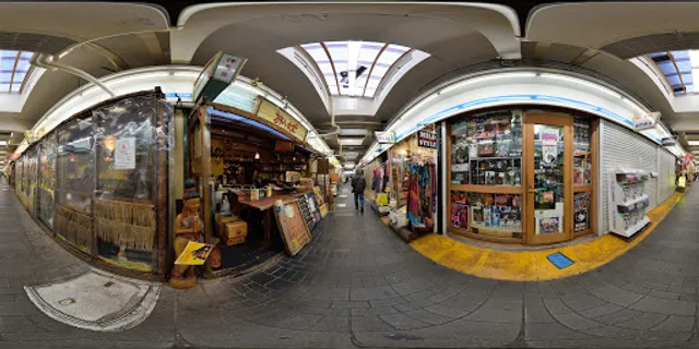 Travellers Thai Restaurant