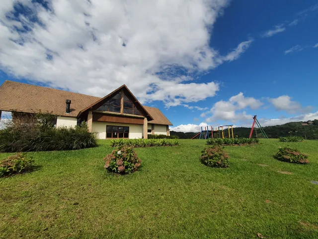 Condomínio Lago Negro