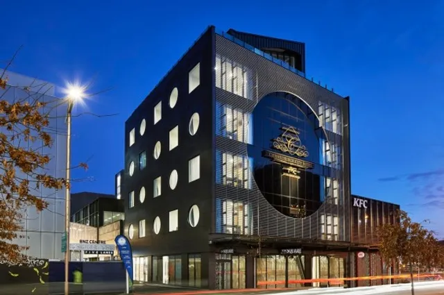 Christchurch City Hotel