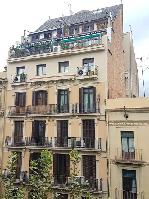 Apartaments Sant Jordi Girona 97