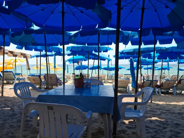 Twins Beach Restaurant