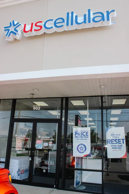 Authorized Retailer UScellular & T-Mobile