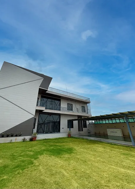 Grazio outhouse in Jaipur -Private Party, Bachelor Party, Family Party Place, Private Villa, Farm stay