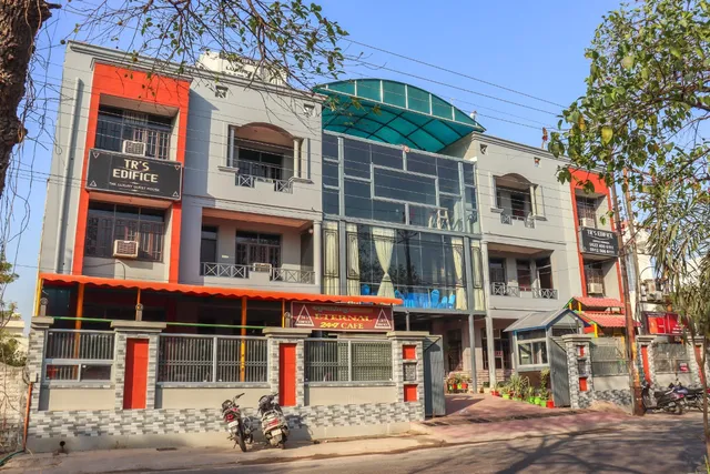 TR'S Edifice - Best hotel in Gomti Nagar, Lucknow