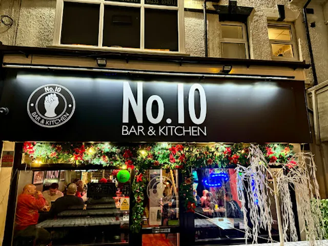 No 10 Bar & Kitchen