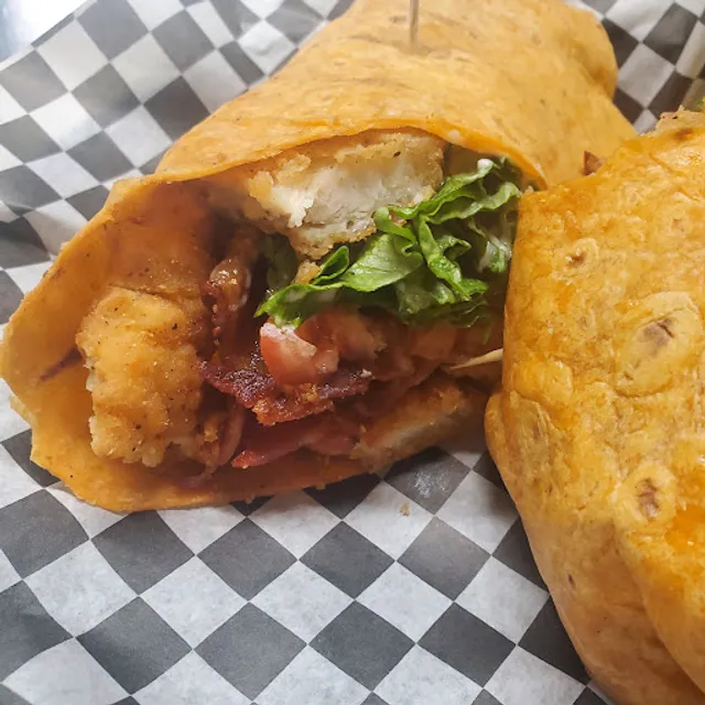 Champs Sports Bar & Grill