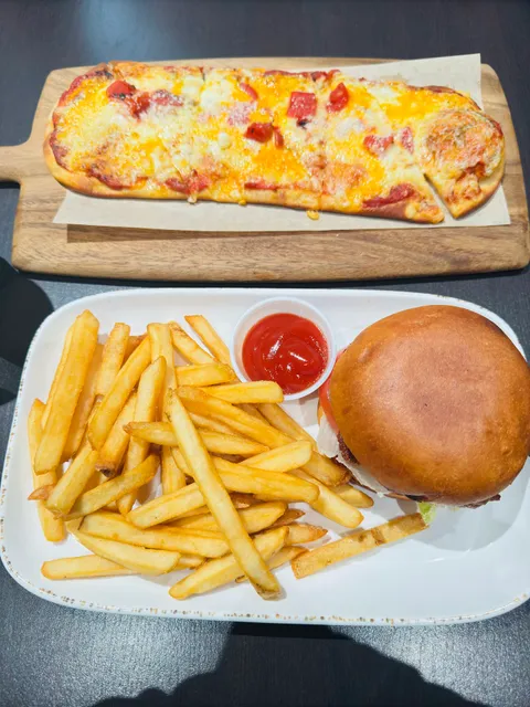 The Bistro - Eat. Drink. Connect.®