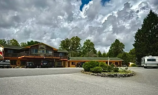 High Point Mountain Motel- best prices on our website