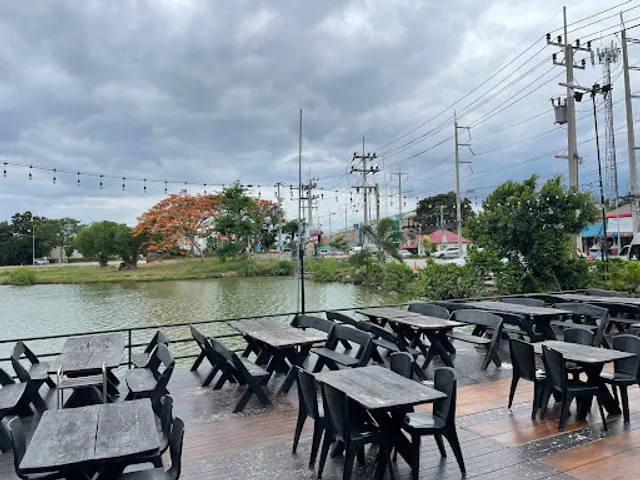 ร้านครัวต้นเตย