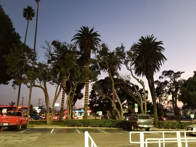 Park Pacific Shopping Center