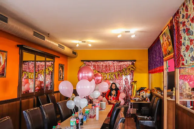 Indian Palace Restaurant