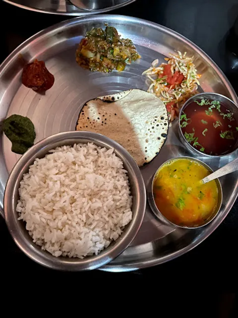 Sitara Bar & Restaurant