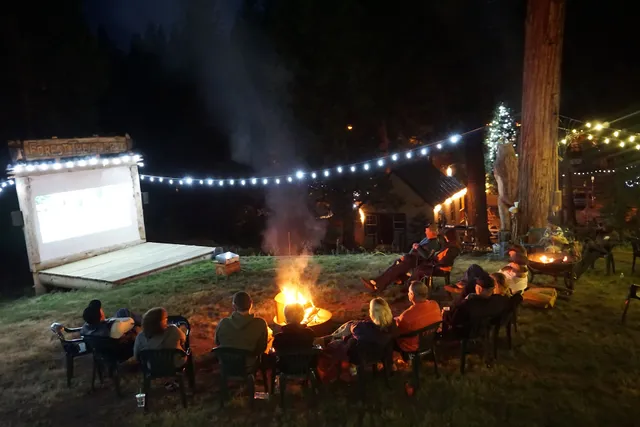 Shaver Lake Village Hotel