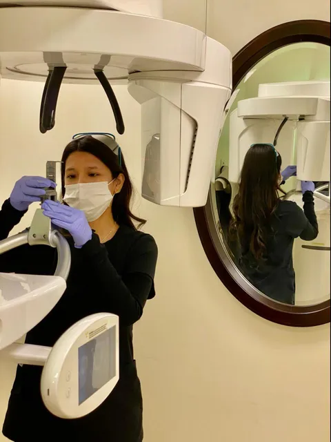 Renaissance Dental Forest Hills