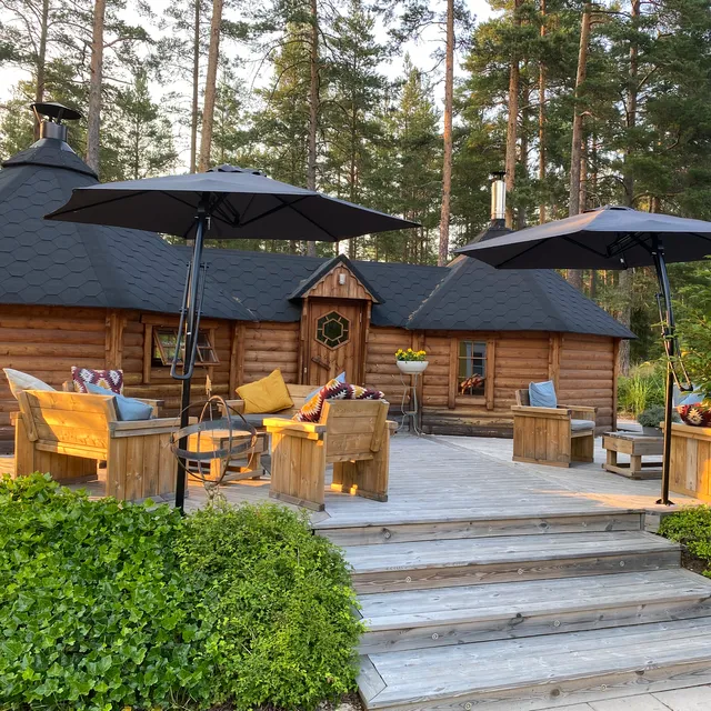 Hedenstugan Bed & Breakfast Hotel