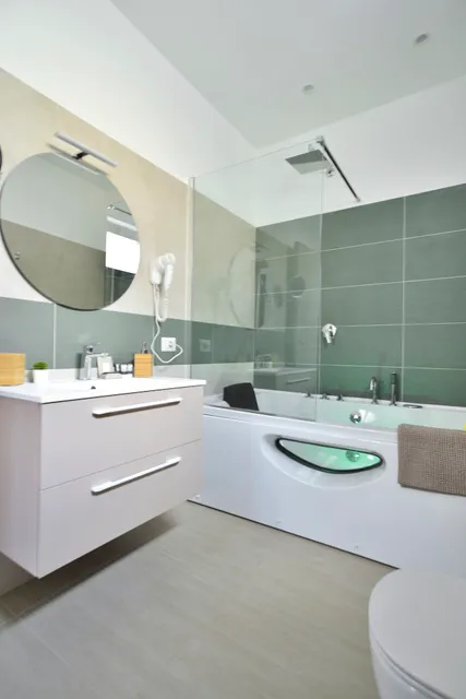 dammuso romantico e romantic room con vasca idromassaggio