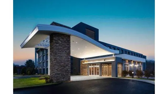 Fairfield by Marriott Inn & Suites Springfield Enfield