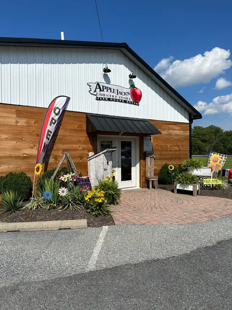 Applejack’s Country Store