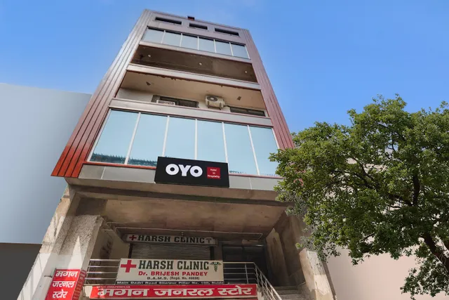 OYO Hotel UR