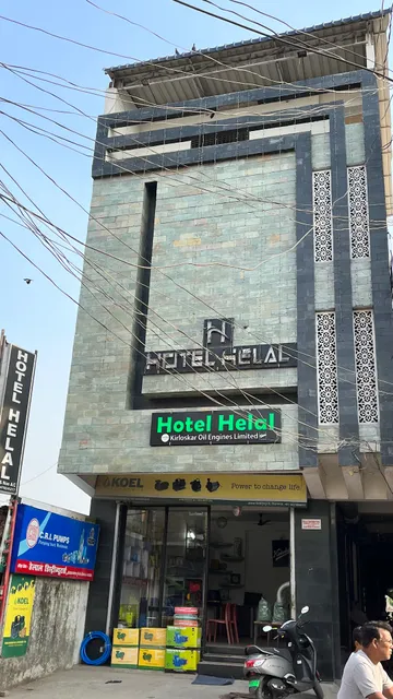 OYO 48851 Hotel Helal