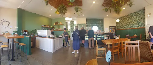 The Common Cafe & Garden Bar