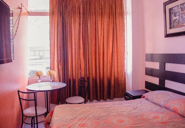 Hotel Noches De Paris