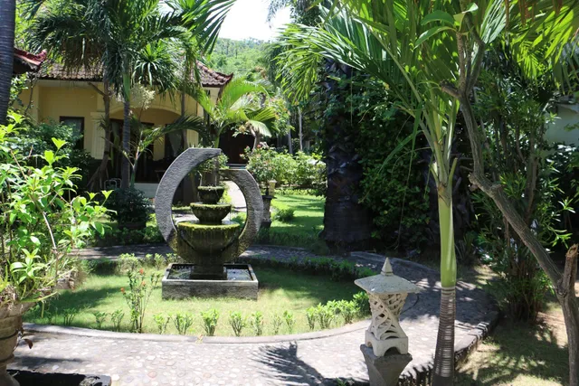 Three Brothers Bobby Villa's