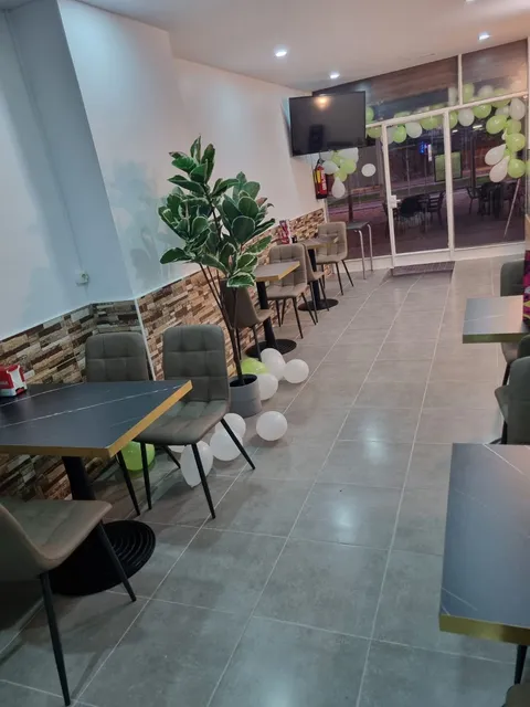 Siblings coffee lounge