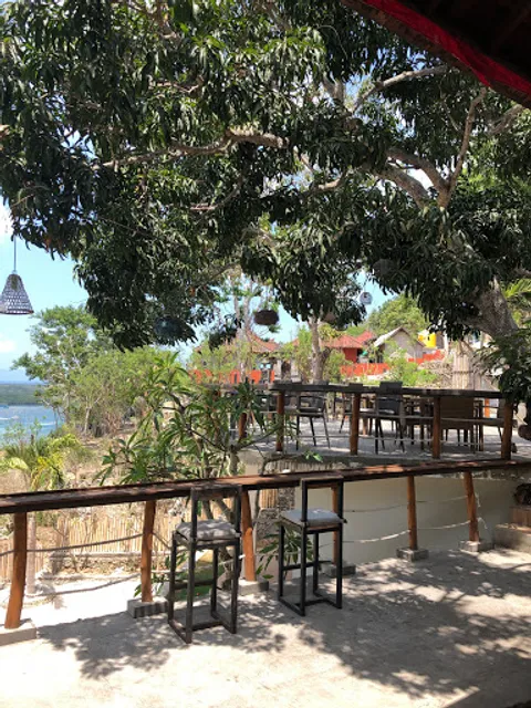 Black Wood Coffee Shop