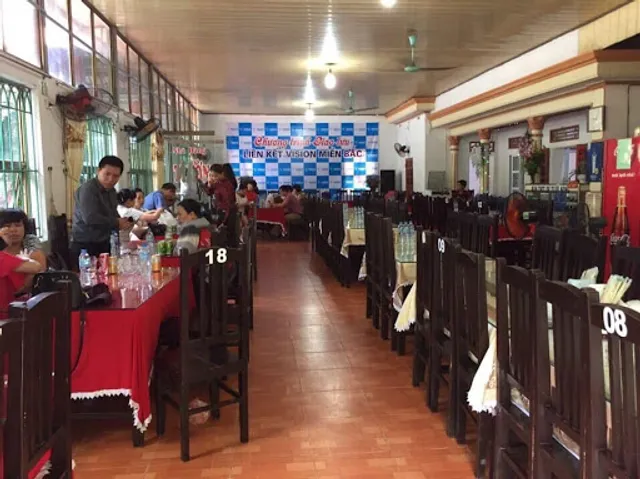 Nhà hàng Trường An