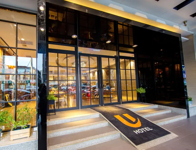 Unique Hotel - Military 75 Hotel