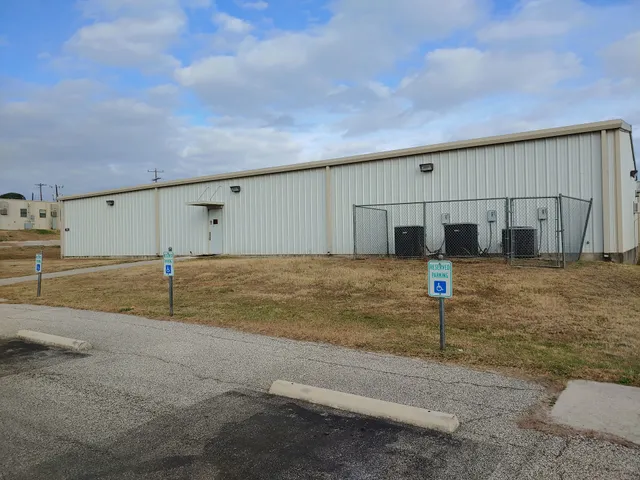 Engagement Skills Trainer (EST 2000)