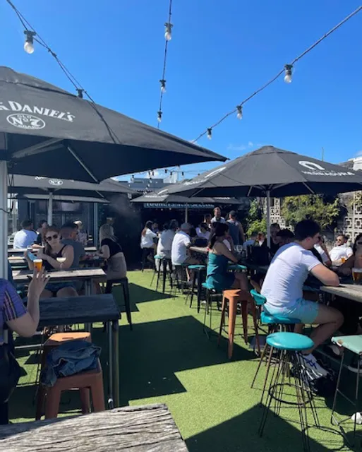 Websters Bar Newtown