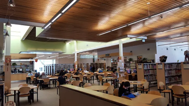 Chinatown Public Library