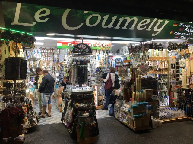 Le Coumely store