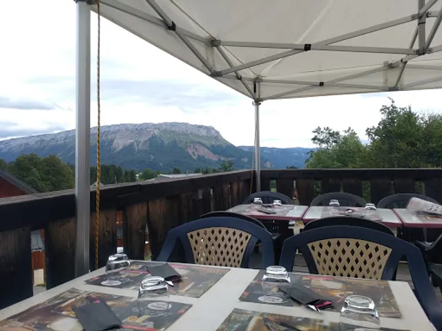 Le Sapey Coffee / Bar / Restaurant / Accueil De Groupe Et Privatisation