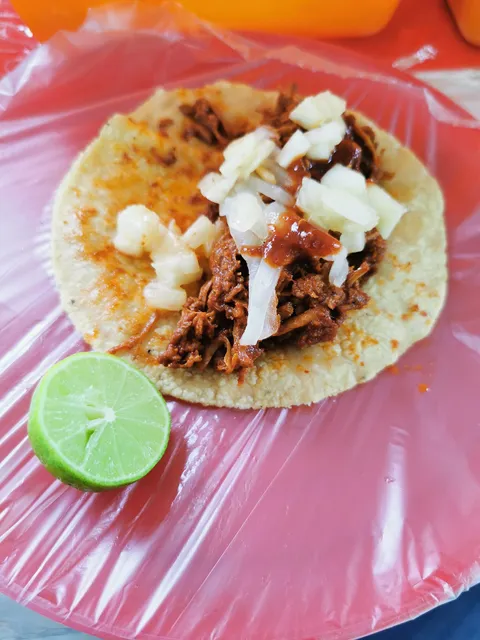 Tacos de mixiote de carnero