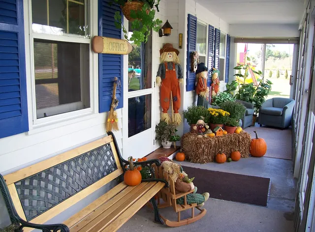 North Colony Motel & Cottages