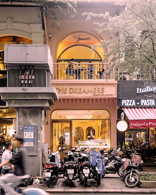 The Dreamers Bakery & Coffee