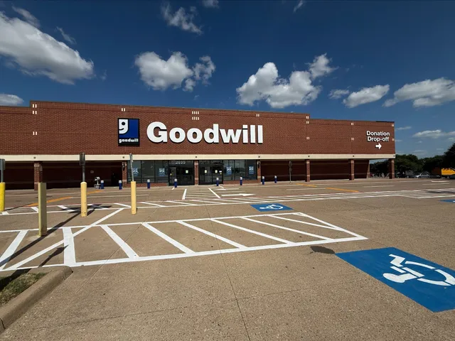 Goodwill Store & Donation Center - Rockwall